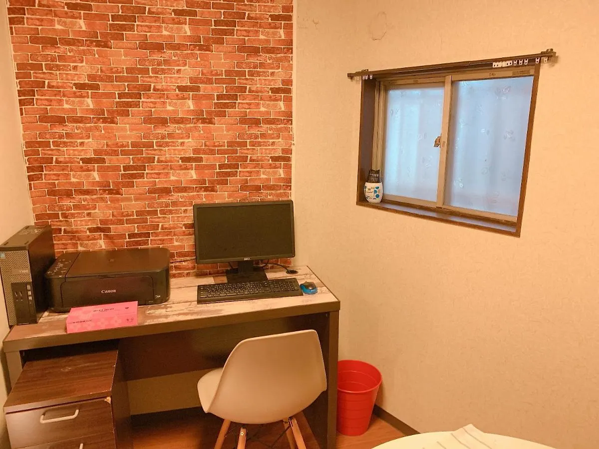 Guest house Goodstayhostel 鶴橋戸建て Osaka